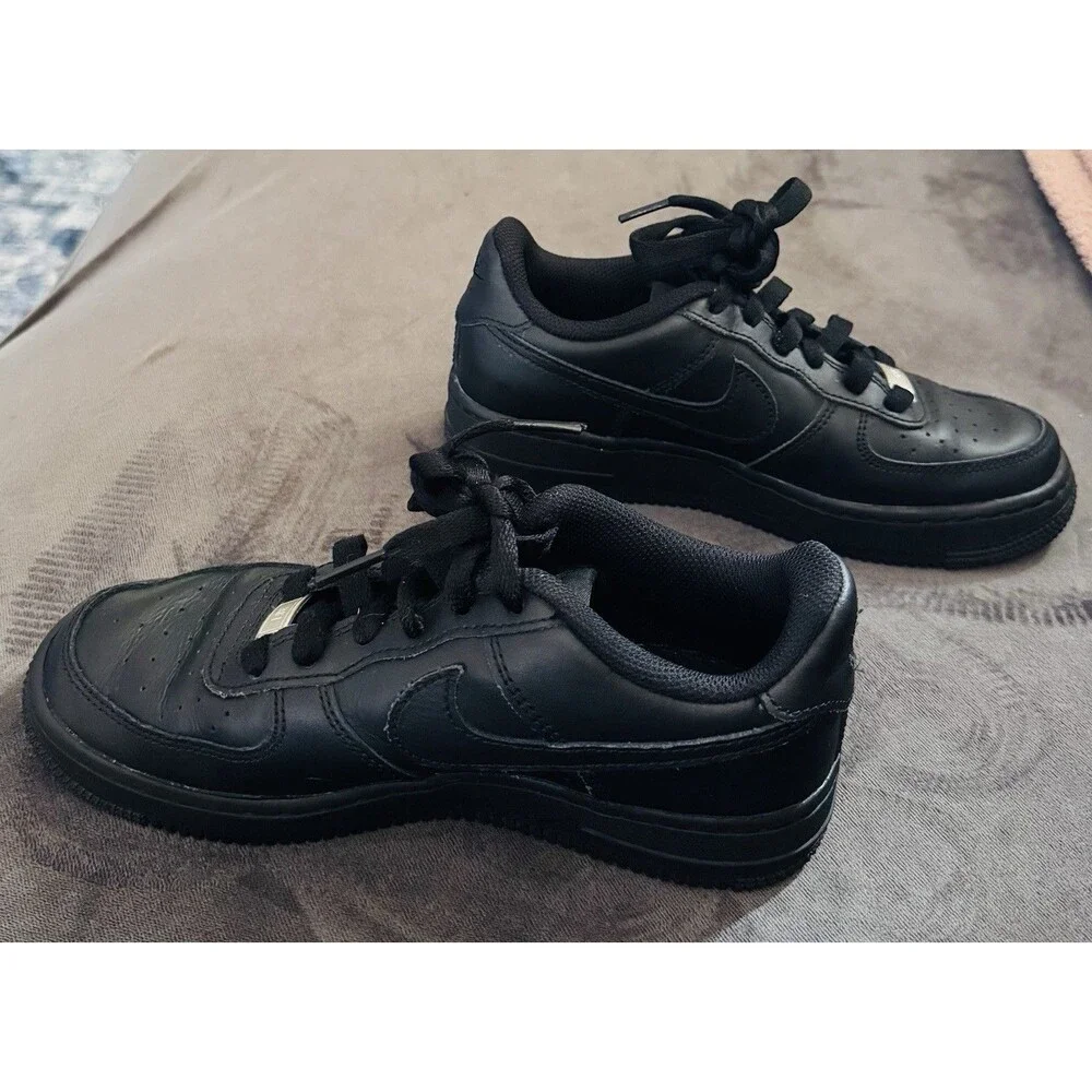 NIKE Air Force 1 LE (GS) Triple Black Shoes FV5951-001 Size 3 Youth NEW
